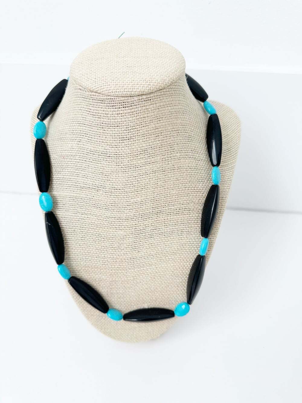 NWT Genuine Turquoise & Black Onyx Necklace Blue Black Beaded